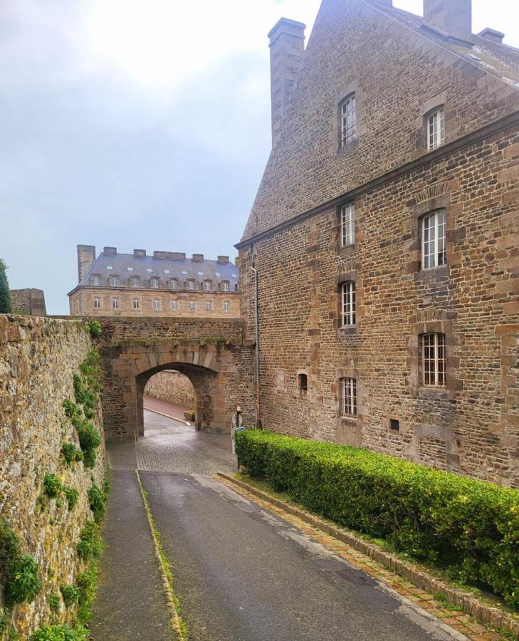 Location Granville - Remparts De La Hauteville Экстерьер фото